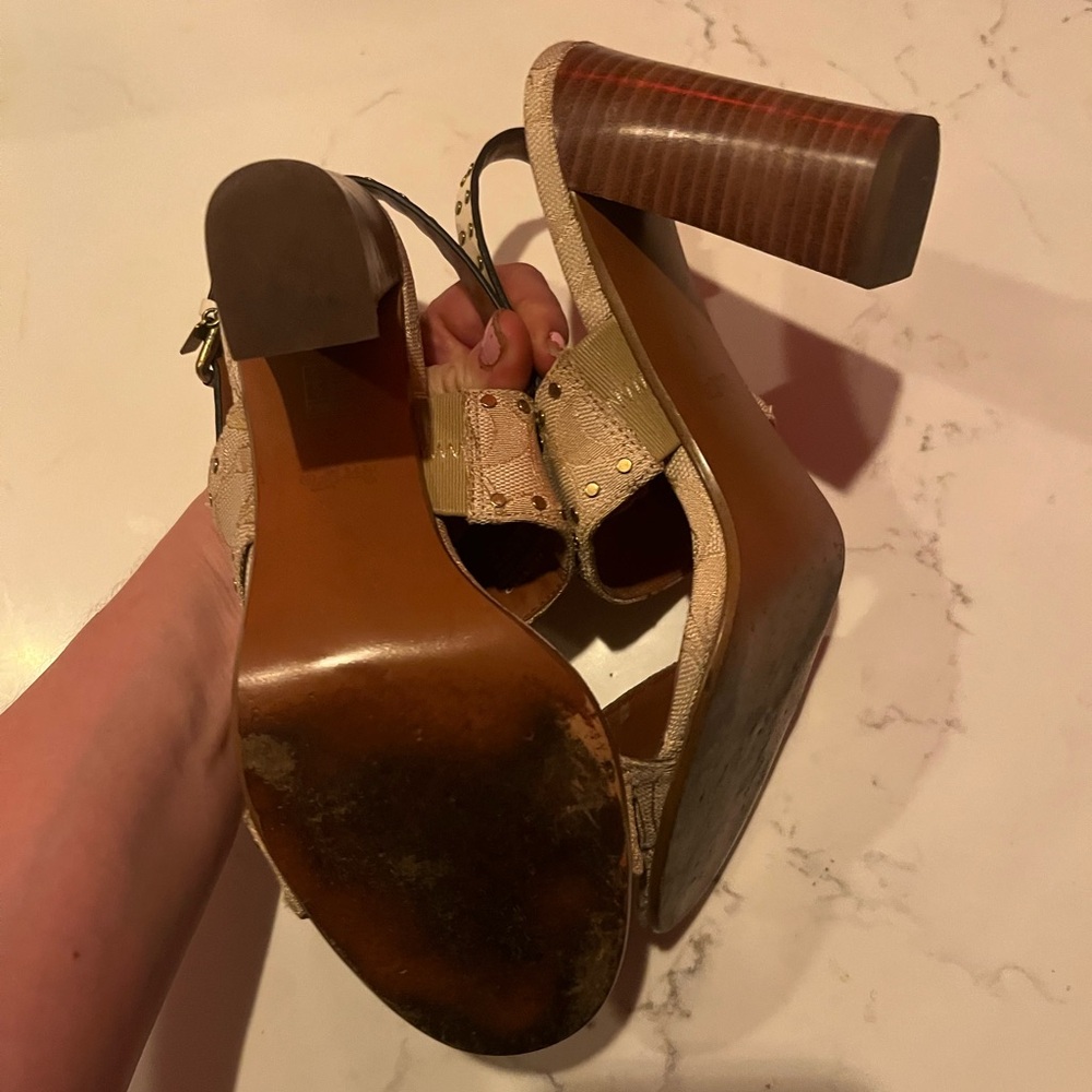 Coach Rylie Beige C Monogram Fabric Studded Leather Block Sandal Heels US8 - Picture 6 of 7